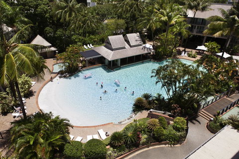 Novotel Cairns Oasis Resort - Accommodation Resorts 37