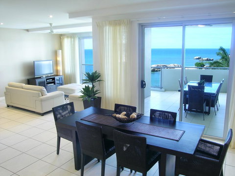 Coral Cove Apartments - Accommodation Resorts 15
