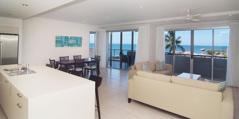 Coral Cove Apartments - Accommodation Resorts 17