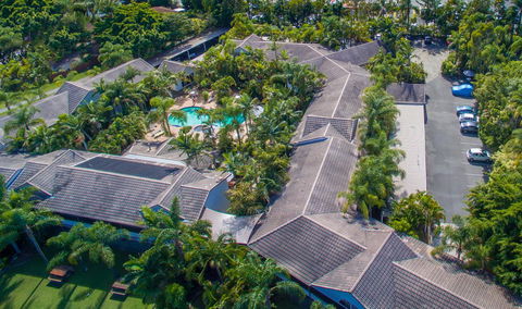 Bay Of Palms - Accommodation Resorts 15