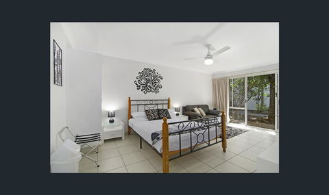 Bay Of Palms - Accommodation Resorts 26