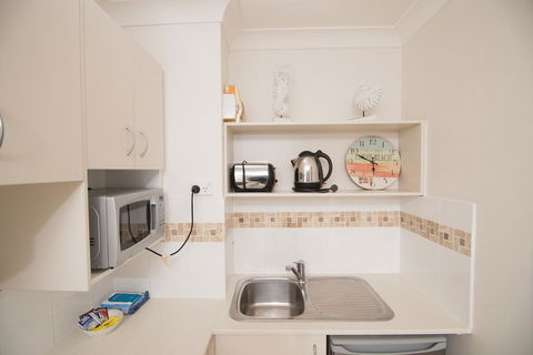 Bay Of Palms - Accommodation Resorts 42
