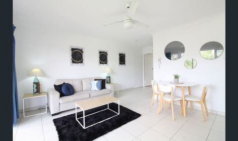 Bay Of Palms - Accommodation Resorts 21