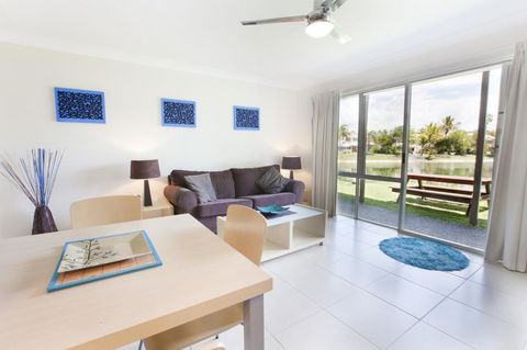 Bay Of Palms - Accommodation Resorts 43
