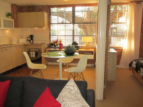 Powerhouse Apartments - Accommodation Resorts 10