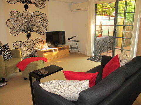 Powerhouse Apartments - Accommodation Resorts 11