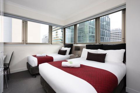 George Williams Hotel - Accommodation Resorts 3