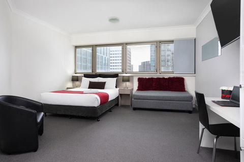 George Williams Hotel - Accommodation Resorts 4