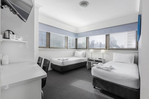 George Williams Hotel - Accommodation Resorts 36