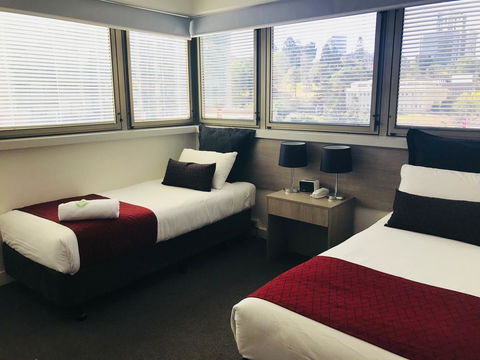 George Williams Hotel - Accommodation Resorts 14