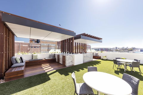 The Milton Brisbane - Accommodation Resorts 11