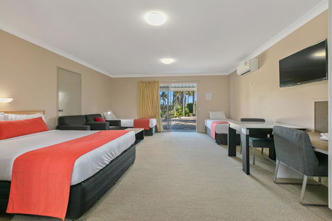 Comfort Inn North Brisbane - Accommodation Resorts 16