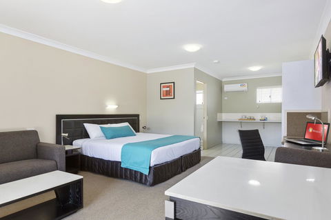 Comfort Inn North Brisbane - Accommodation Resorts 0