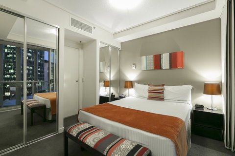 Evolution Apartments - Accommodation Resorts 13