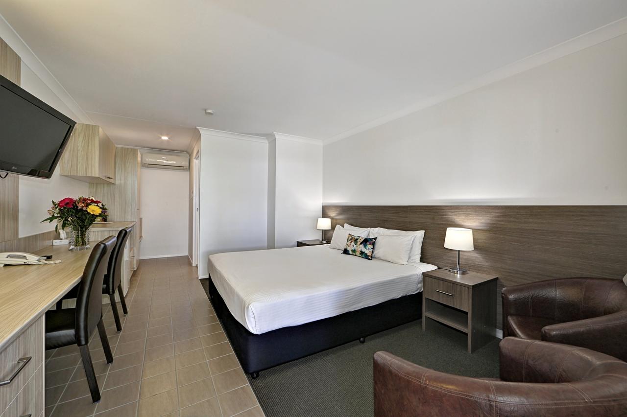 Malmoe QLD Accommodation Resorts