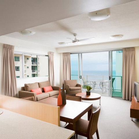 Mantra Trilogy - Accommodation Resorts 2