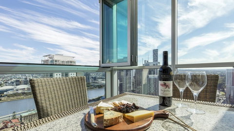 Oaks Brisbane Festival Suites - Accommodation Resorts 1