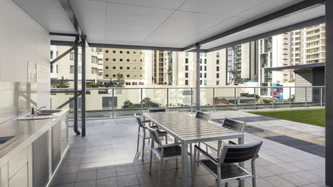 Oaks Brisbane Festival Suites - Accommodation Resorts 13