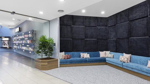 Oaks Brisbane Festival Suites - Accommodation Resorts 6