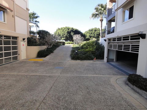 Waterfront Resort Villa With Buggy - Accommodation Resorts 30
