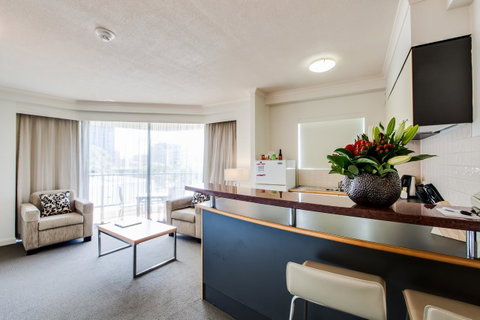 Central Cosmo Apartment Hotel - Accommodation Resorts 28
