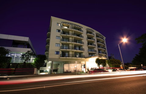 Central Cosmo Apartment Hotel - Accommodation Resorts 21