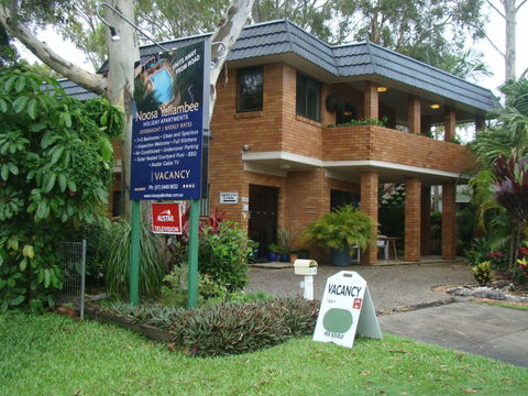 Noosa Yallambee Holiday Apartments - Accommodation Resorts 3