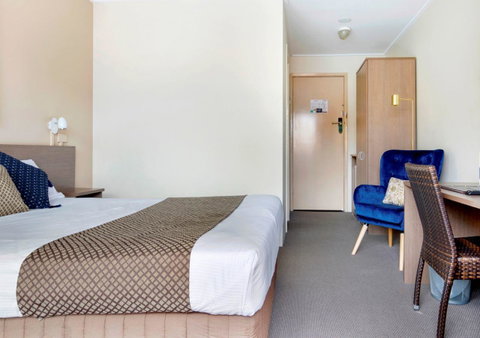The Metropolitan Spring Hill - Accommodation Resorts 21