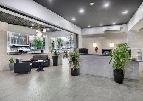 The Metropolitan Spring Hill - Accommodation Resorts 0