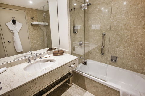 Sofitel Brisbane Central - Accommodation Resorts 11