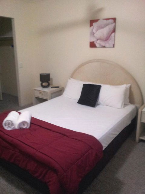 Champelli Palms Apartments - Accommodation Resorts 16