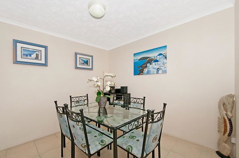 Champelli Palms Apartments - Accommodation Resorts 10