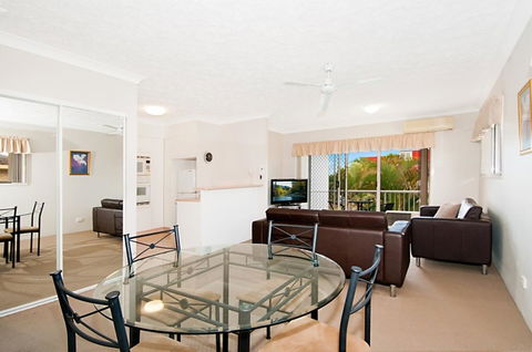 Champelli Palms Apartments - Accommodation Resorts 9