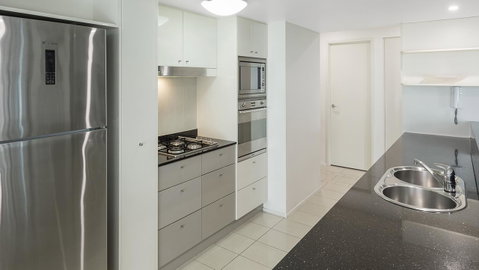 Oaks Brisbane On Felix Suites - Accommodation Resorts 4
