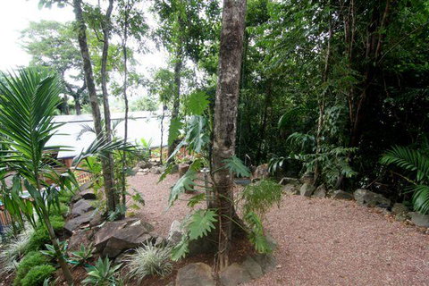 Cairns Rainforest Retreat - Accommodation Resorts 10
