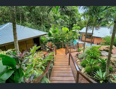Cairns Rainforest Retreat - Accommodation Resorts 7