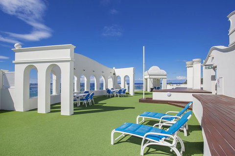 ULTIQA Burleigh Mediterranean Resort - Accommodation Resorts 26