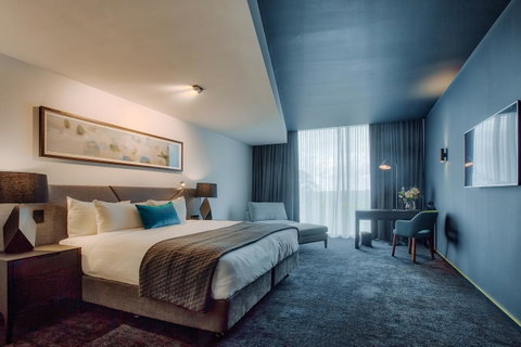 Eatons Hill Hotel - Accommodation Resorts 22