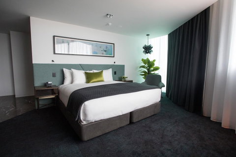 Eatons Hill Hotel - Accommodation Resorts 41