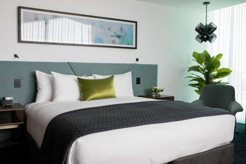 Eatons Hill Hotel - Accommodation Resorts 42