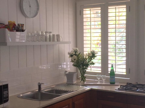 Halcyon On Bardon - Accommodation Resorts 13