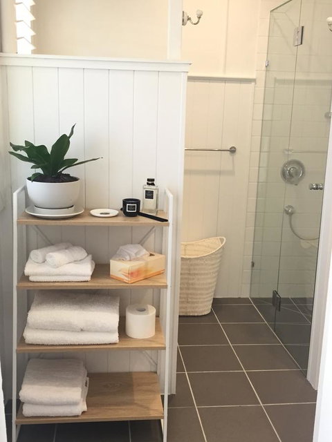 Halcyon On Bardon - Accommodation Resorts 3