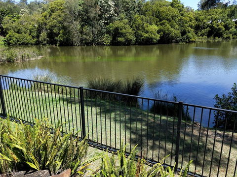Waterfront Theme Park Getaway - Accommodation Resorts 22