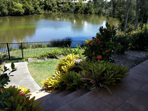 Waterfront Theme Park Getaway - Accommodation Resorts 21