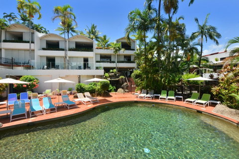 Club Tropical Resort - Official Onsite Reception & Check In - Accommodation Resorts 10