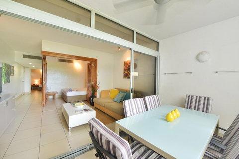 Club Tropical Resort - Official Onsite Reception & Check In - Accommodation Resorts 5