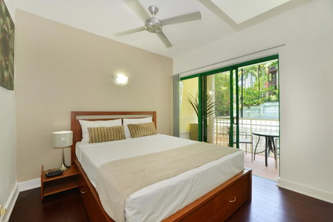 Club Tropical Resort - Official Onsite Reception & Check In - Accommodation Resorts 7