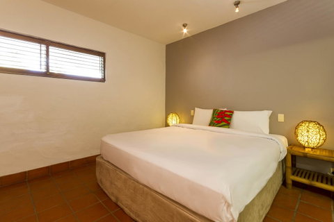 Club Tropical Resort - Official Onsite Reception & Check In - Accommodation Resorts 14