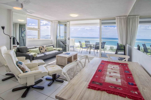 84 The Spit Holiday Apartments - Accommodation Resorts 6