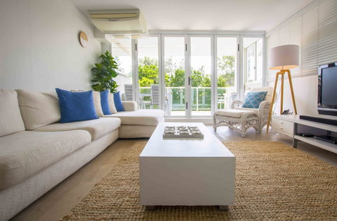 84 The Spit Holiday Apartments - Accommodation Resorts 18